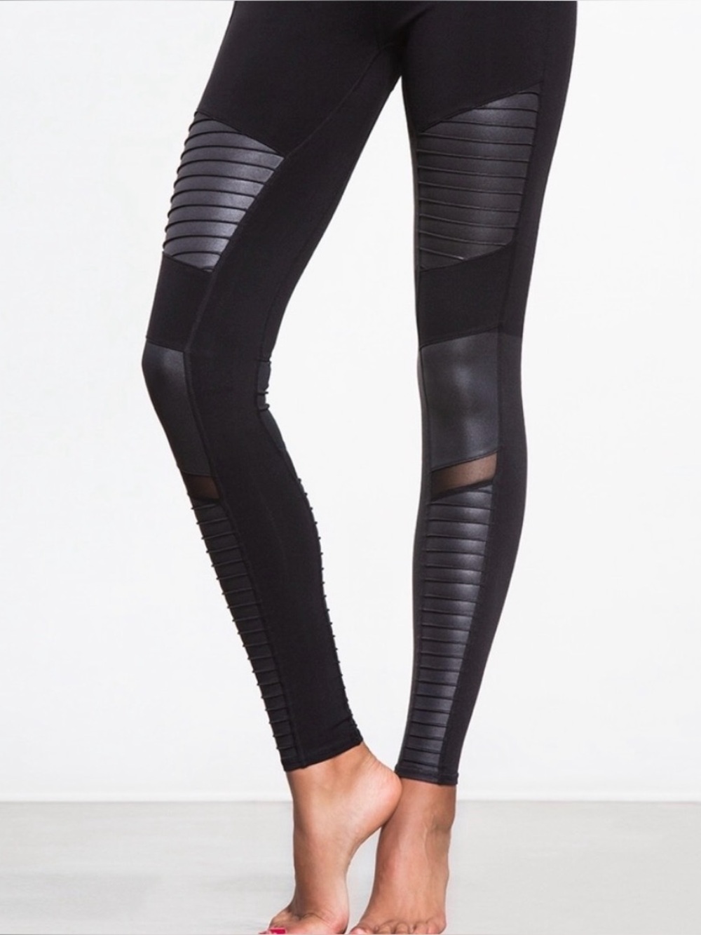 Black Alo moto leggings